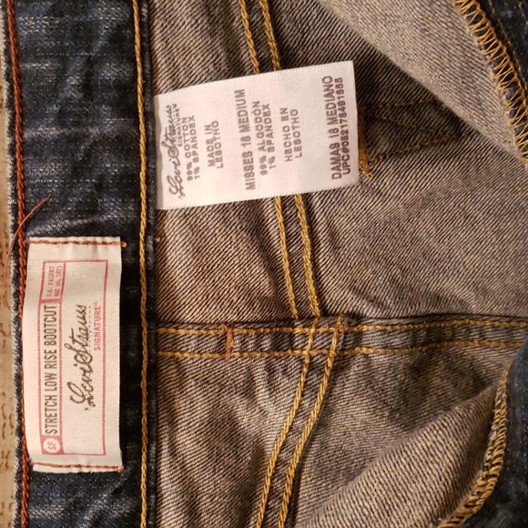 Levi Strauss Signature Jeans, misses 18, medium, stretch low rise bootcut - Picture 7 of 7